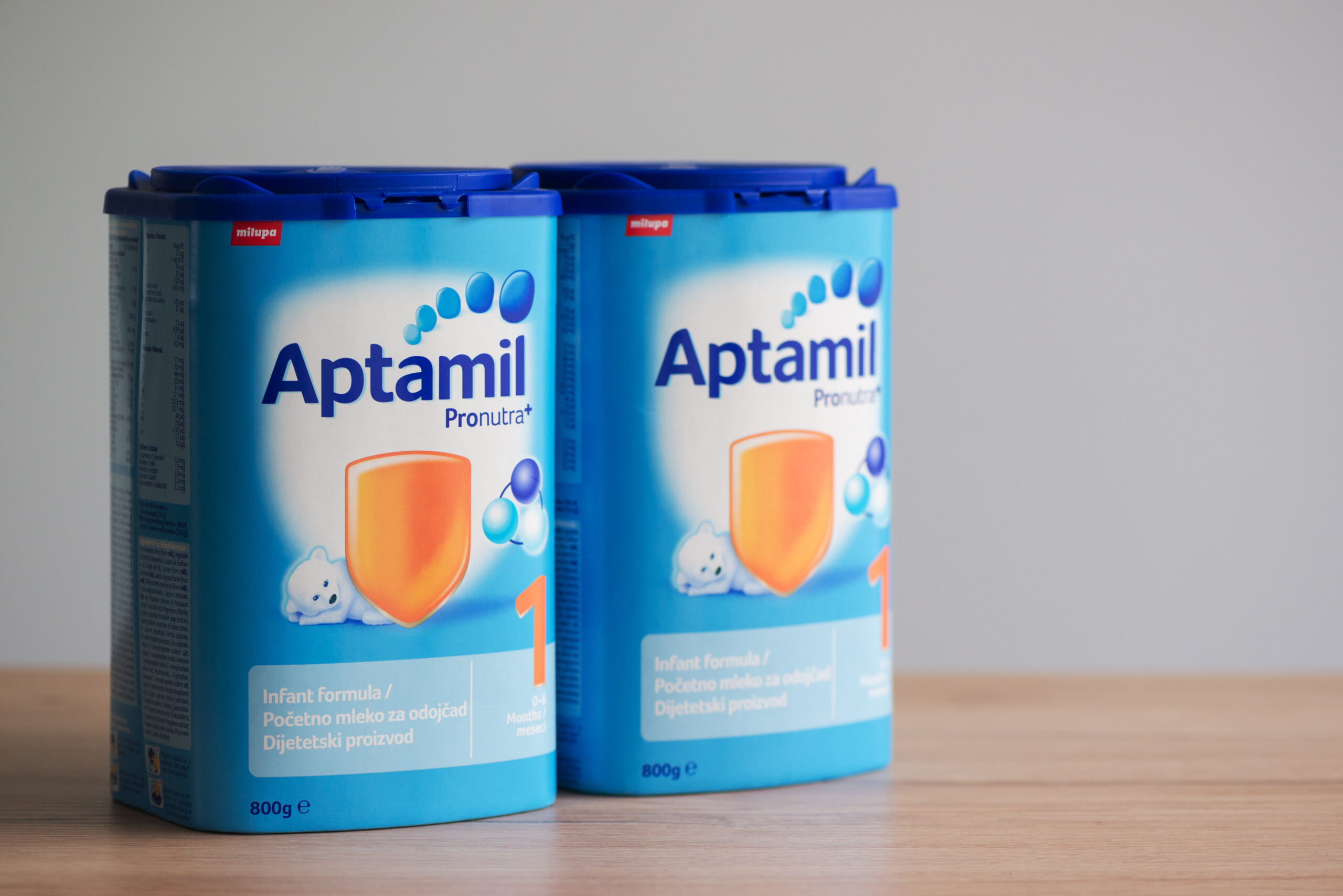 Aptamil powder milk for newborns