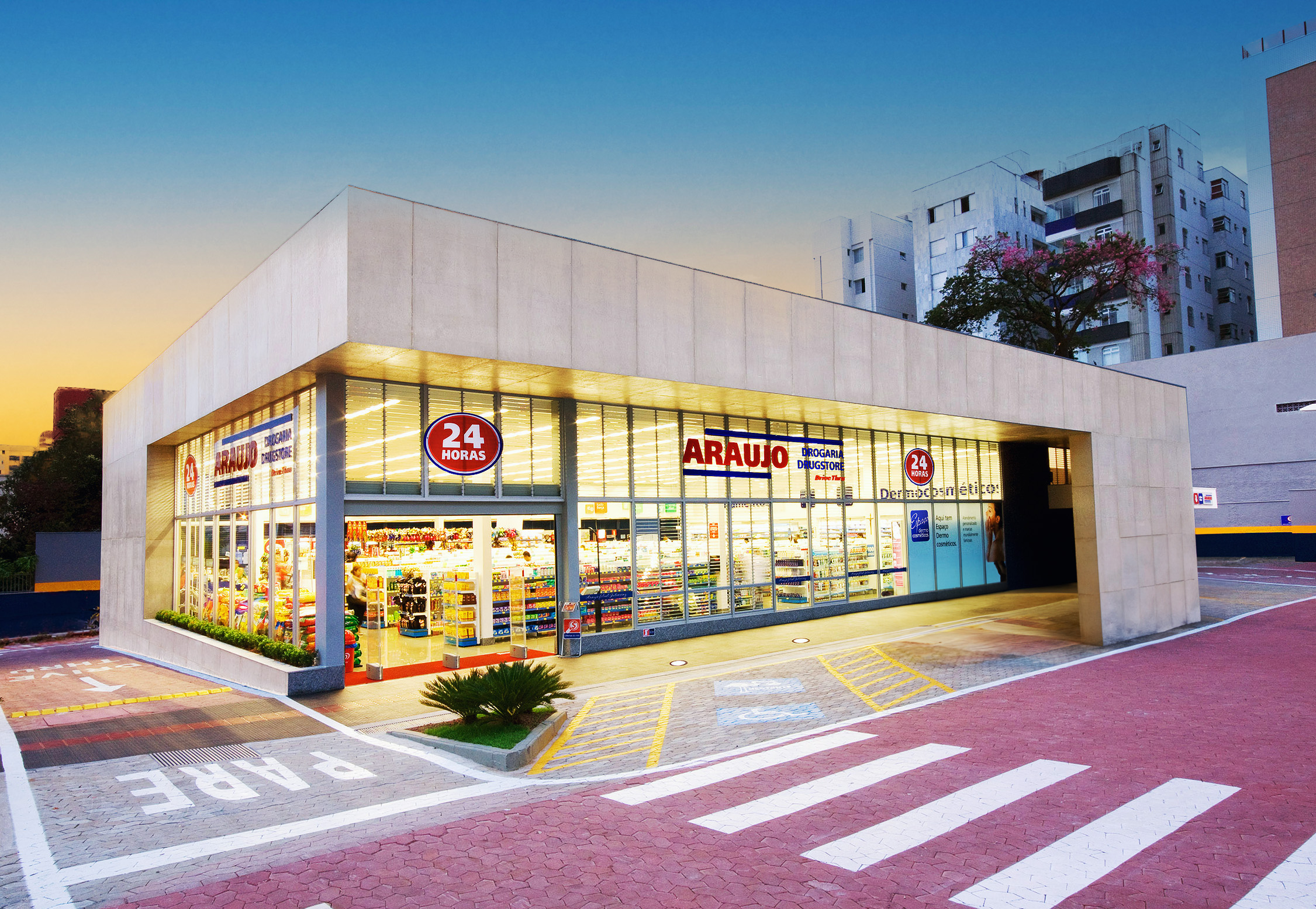 Há 120 anos, tem Araujo pra tudo